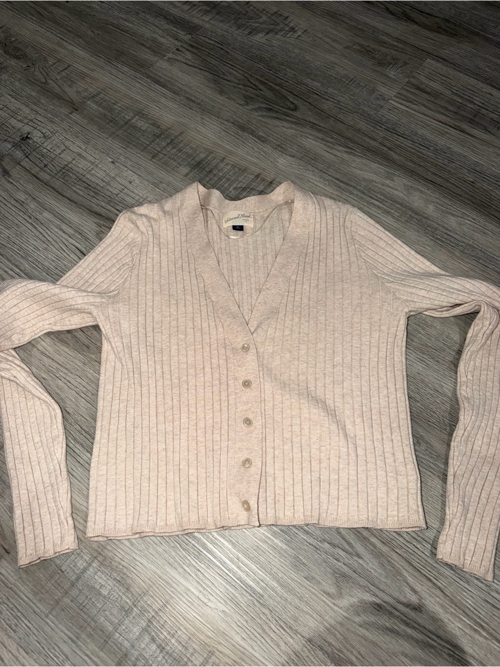 Universal Thread Light Beige Ribbed V-Neck Button Cardigan